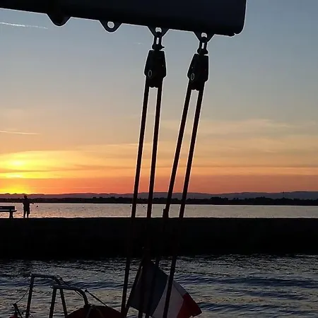 Super Situation Centre Port Cap D'agde Agde